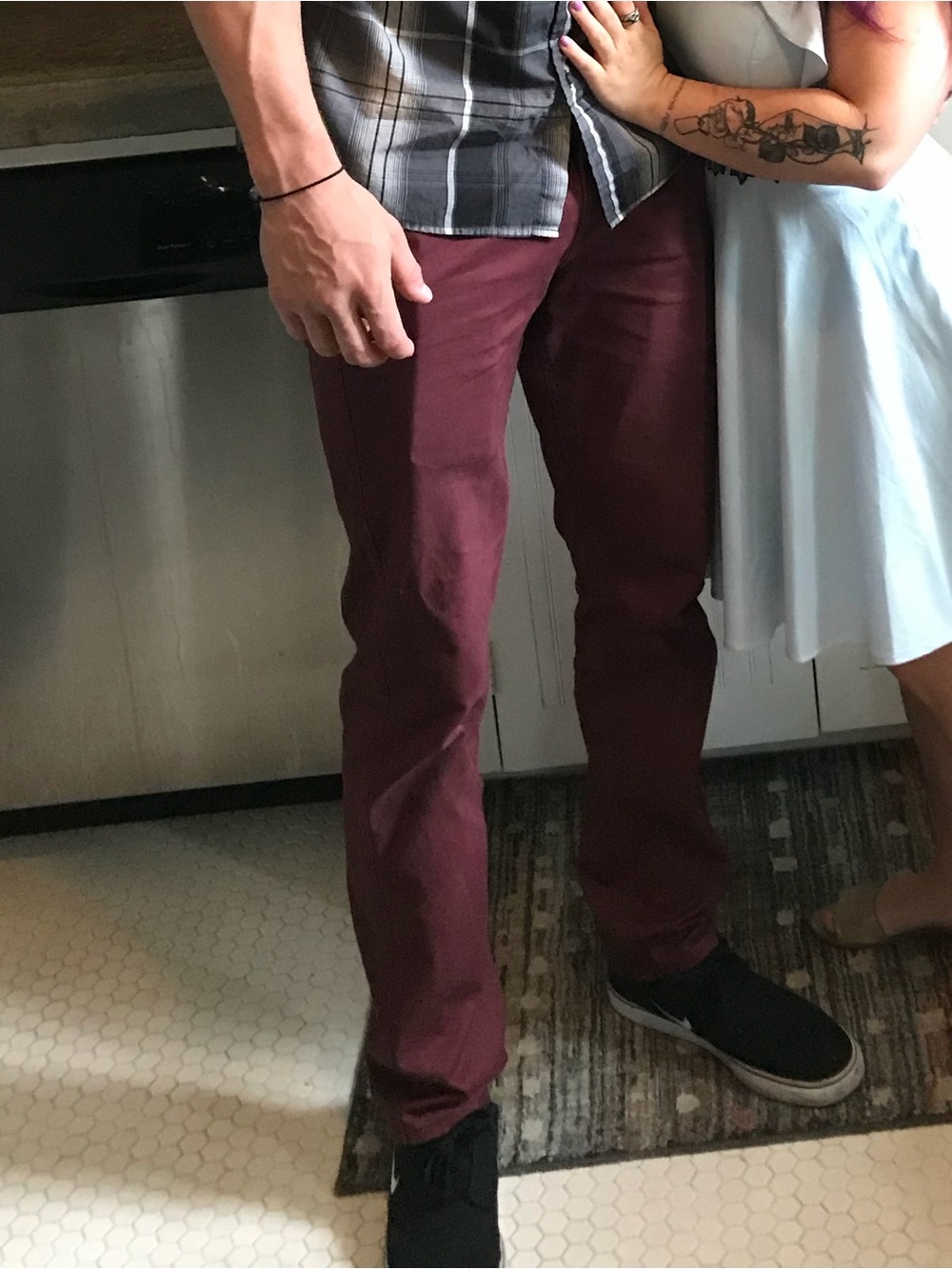 Dockers Men's Burgundy Slim Chinos